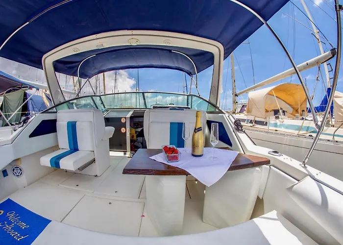 Bateau-hôtel Evasion *